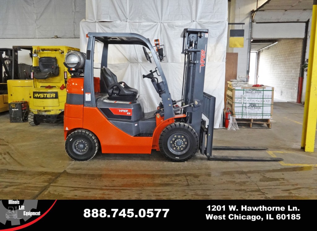  2015 Viper FG25L-BCS forklift on Sale in California