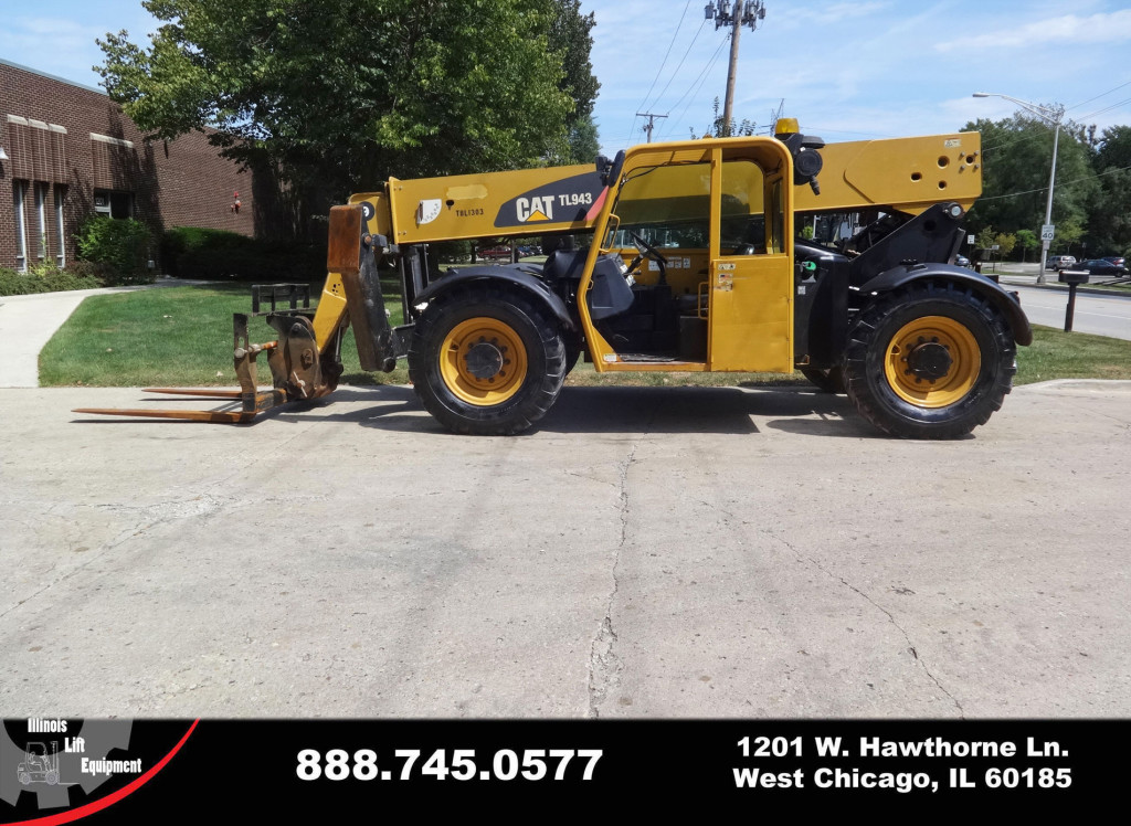 2008 Caterpillar TL943 Telehandler on sale in California