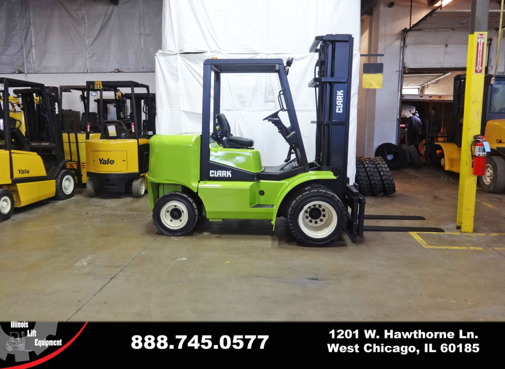  1999 Clark CGP40 Forklift on Sale in California