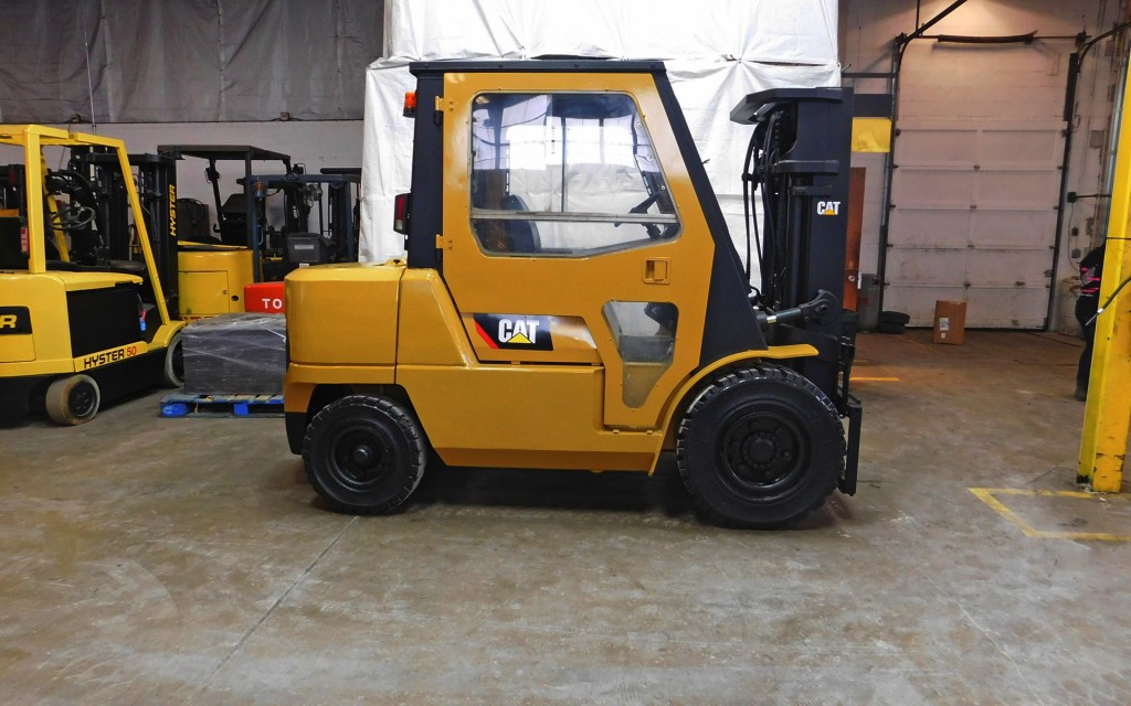  2006 Caterpillar DP45K Forklift on Sale in California