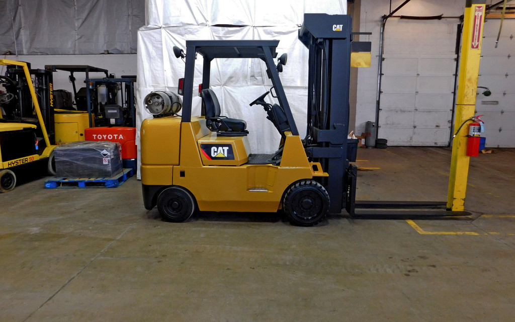  2007 Caterpillar GC40K Forklift on Sale in California