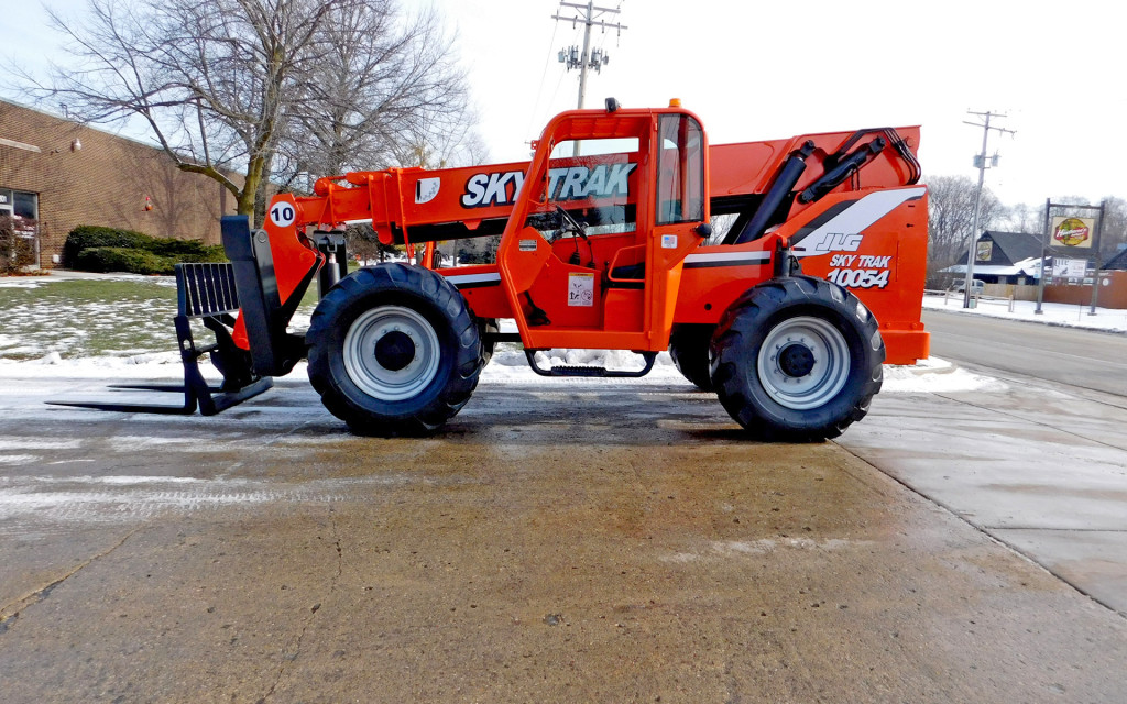  2006 SkyTrak 10054 Telehandler on Sale in California