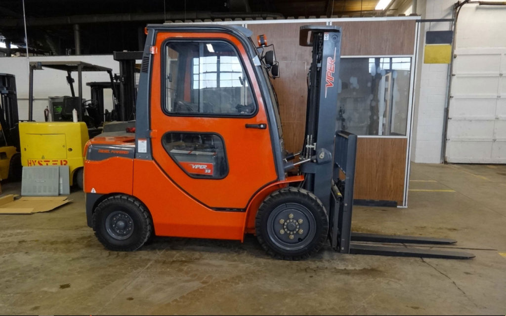  2016 Viper FD35 Full Cab Forklift on Sale in California