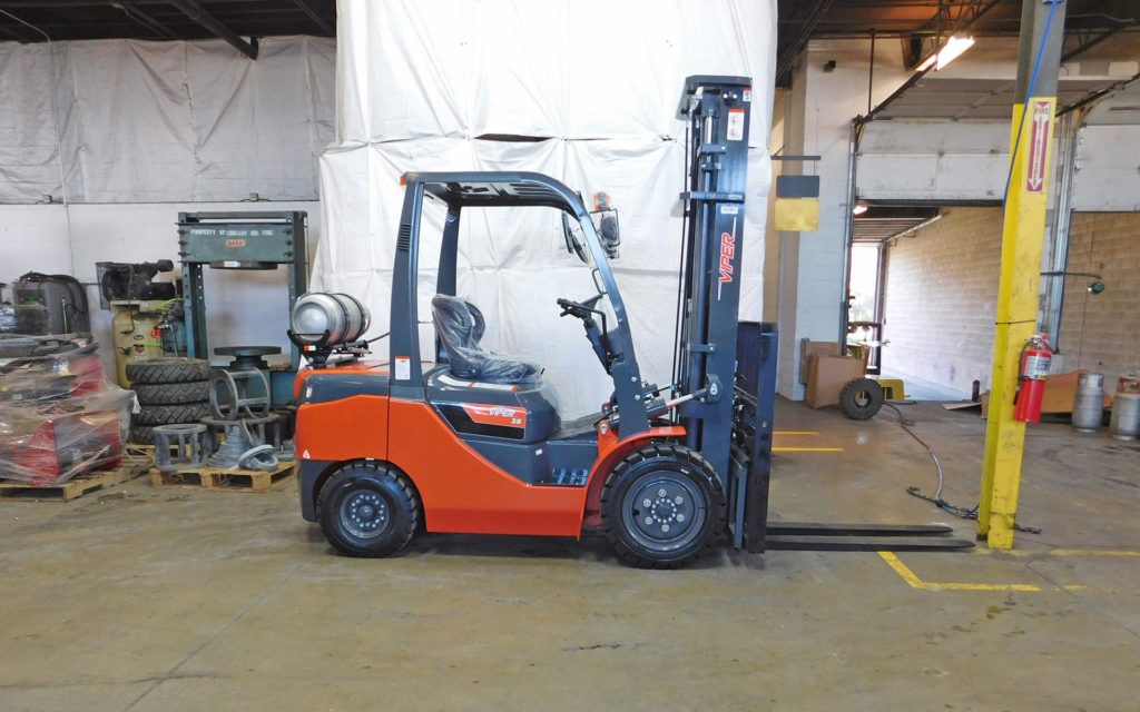  2016 Viper FY35 Forklift on Sale in California